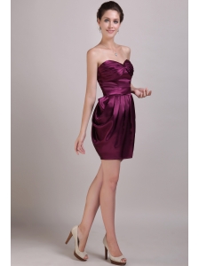 Burgundy Column Sweetheart Mini-length Satin Ruch Prom / Cocktail Dress