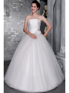 Elegant A-Line / Princess Strapless Floor-length Taffeta and Organza Hand Flower Wedding Dress