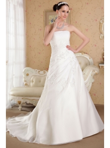 Beautiful  A-line / Princess Strapless Court Train Organza Beading Wedding Dress