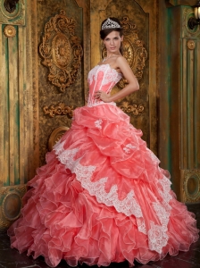 Beautiful Waltermelon Quinceanera Dress Strapless Ruffles Organza Ball Gown