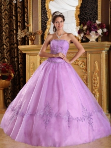 Perfect Lavender Quinceanera Dress Strapless Appliques Organza Ball Gown
