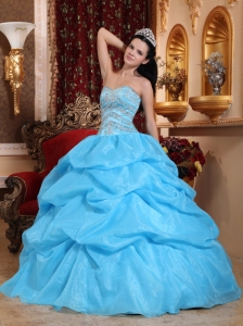Romantic Aqua Blue Quinceanera Dress Sweetheart Organza Beading Ball Gown