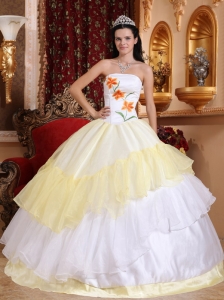 Romantic Light Yellow and White Quinceanera Dress Strapless Organza Embroidery Ball Gown