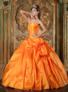 Sweet Orange Quinceanera Dress Sweetheart Taffeta Appliques Ball Gown