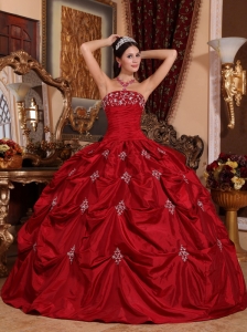 Brand New Wine Red Quinceanera Dress Strapless Taffeta Appliques Ball Gown