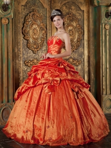 Elegant Orange Red Quinceanera Dress Strapless Pick-ups Taffeta Ball Gown