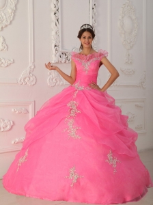 Latest Rose Pink Quinceanera Dress V-neck Taffeta and Organza Appliques With Beading Ball Gown