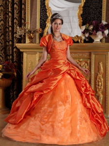 Luxurious Orange Quinceanera Dress Sweetheart Appliques Taffeta Ball Gown