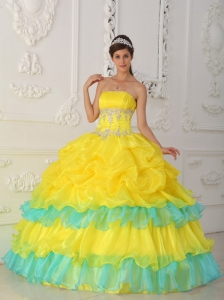 Luxurious Yellow Quinceanera Dress Strapless Organza Beading and Ruffles Ball Gown