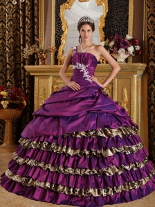 Popular Purple Quinceanera Dress One Shoulder Taffeta and Leopard Appliques Ball Gown