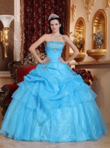 Chic Aqua Blue Quinceanera Dress Strapless Organza Beading Ball Gown