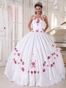 Fashionable White Quinceanera Dress Halter Taffeta  Embroidery Ball Gown