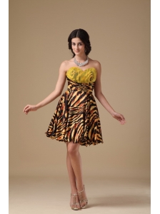 Multi-color A-line Sweetheart Mini-length Leopard Beading Prom Dress