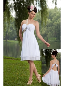 White Empire One Shoulder Prom / Homecoming Dress Beading Knee-length Chiffon