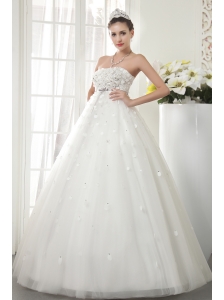 Modest A-line / Princess Strapless Floor-length Tulle Beading Wedding Dress