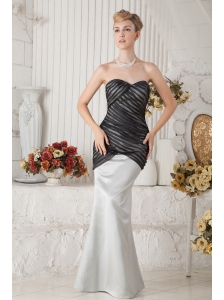 Black and Ivory Mermaid Sweetheart Ruch Prom Dress Floor-length Satin