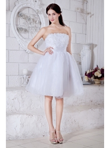 White A-line / Princess Strapless Short Prom Dress Organza Appliques Mini-length