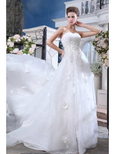 Sweet A-line Sweetheart Low Cost Wedding Dress Court Train Organza Beading and Appliques