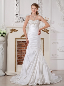 Customize A-line Wedding Dress Sweetheart Appliques and Ruch Court Train Taffeta