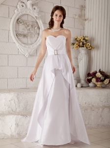 The Brand New Wedding Dress A-line / Princess Sweetheart Belt Brush Train Satin