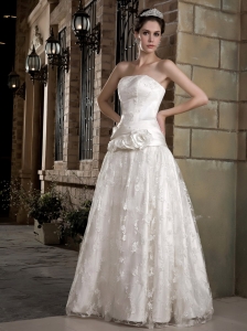 Gorgeous Wedding Dress A-line Strapless Hand Made Flowers Floor-length Taffeta and Lace