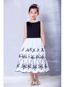 Glamorous White and Black A-line Scoop Embroidery Flower Girl Dress Tea-length Taffeta and Organza