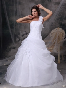 Latest White A-line One Shoulder Hand Made Flowers and Ruch Wedding Dress Organza Floor-length