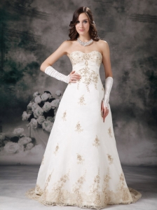 Affordable Wedding Dress A-line Sweetheart Lace Beading Court Train