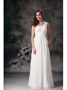 White Column / Sheath Low Cost Wedding Dress One Shoulder  Chiffon Ruch Floor-length