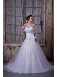 Elegant A-line / Princess Wedding Dress Strapless Chapel Train Tulle Appliques With Beading