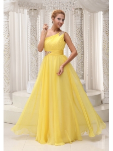 Beaded Decorate One Shoulder and Waist Ruched Bodice Yellow Chiffon Custom Made Floor-length Prom / Evening Dress For 2013