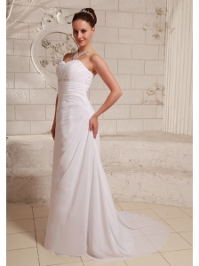 Ruch and Appliques Sweetheart Chiffon Beach Wedding Dress With A-line Court Train