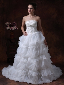 Beading A-Line Strapless Popular Tiered Skirt 2013 Wedding Dress