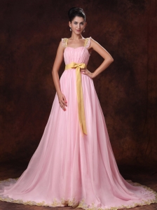 Pink Court Train Bowknot Chiffon A-line Celebrity Prom Gowns For 2013 Custom Made