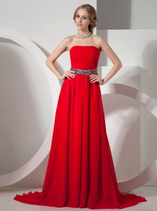 Red Strapless and Belt For Prom Dress With Brush Train