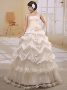 Champagne Pick-ups Appliques Ruffled Layeres 2013 Wedding Gowns With Hand Made Flowers