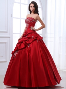 Red Pick-Ups Skirt Quinceanera Dresses with Silver Embroidery Beading