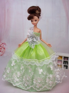 Exclusive Embroidery Ball Gown Organza Dress For Nobel Quinceanera Doll
