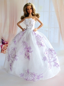 Embroidery Decorate White Taffeta Ball Gown Quinceanera Doll Dress