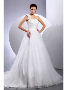 2013 Custom Made A-line Wedding Dress With One Shoulder Hand Made Flower Court Train