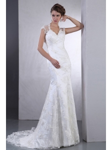Luxurious 2013 Wedding Dress With Sweetheart Lace Brush Train Column Clasp Handle