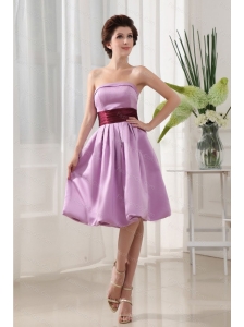 Lavender Sashes Knee-length Short Dama Dress
