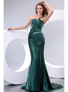 Affordable Mermaid One Shoulder Green Ruching Brush Train Prom Dress