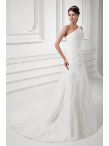 Elegant A-line One Shoulder Wedding Dress with Court Train