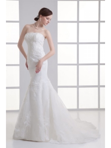 Mermaid Strapless Lace Court Train Organza Wedding Dress