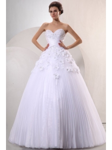 Sweetheart Ball Gown Hand Made Flowers and Pleats Wedding Dress
