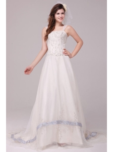 Wide Straps Appliques Decorate Wedding Dress with Court Train