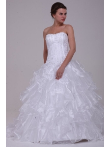 Luxurious Ball Gown Sweetheart Floor-length Beading Organza Wedding Dress