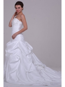 Princess Strapless Beading Taffeta Wedding Dress with Court Train