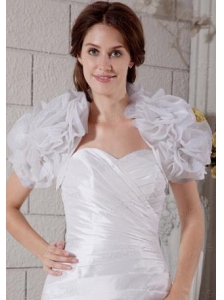 Hand Made Flowers Short Sleeves Jacket in White